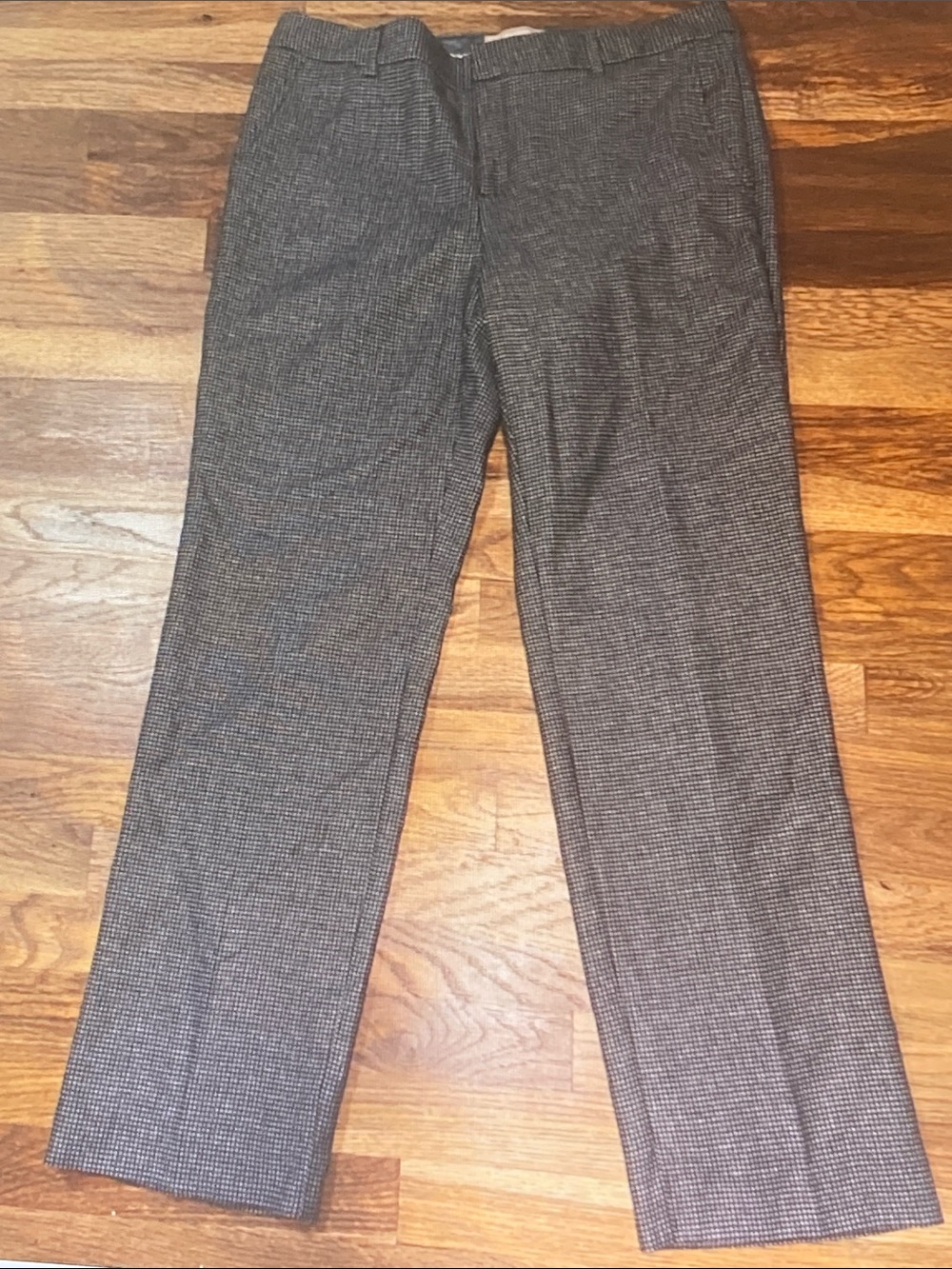 Banana Republic Straight-Leg Houndstooth Pants in Gray and Black
